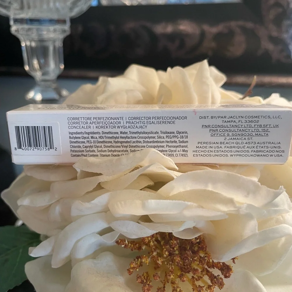 ✨🆕✨Jaclyn Cosmetics Perfecting Concealer NIB .23 oz